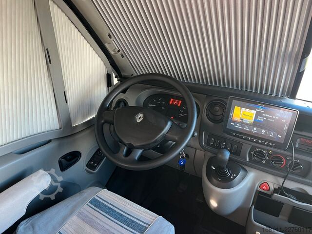عربة تخييم شبه مدمجة ADRIA 687 SP - Festbett - Automatik - Klima - AHK -