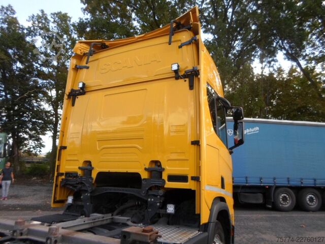 Autocamion cu caroserie interschimbabilă SCANIA R 410/ BDF/ Lenkache/Retarder
