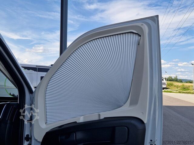 קמפרוואן PÖSSL Summit 600 Plus Automat Markise Solar Navi AHK