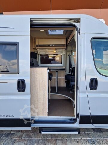 קמפרוואן PÖSSL Summit 600 Plus Automat Markise Solar Navi AHK