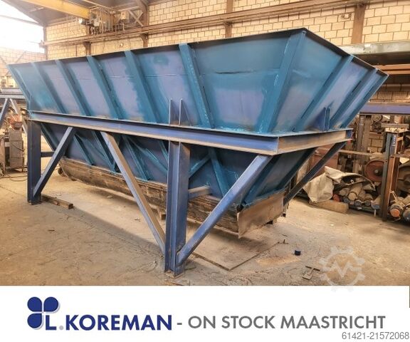 ROXON bunkerinis su vibruojančiu loviu  ROXON Hopper with Vibrating Chute