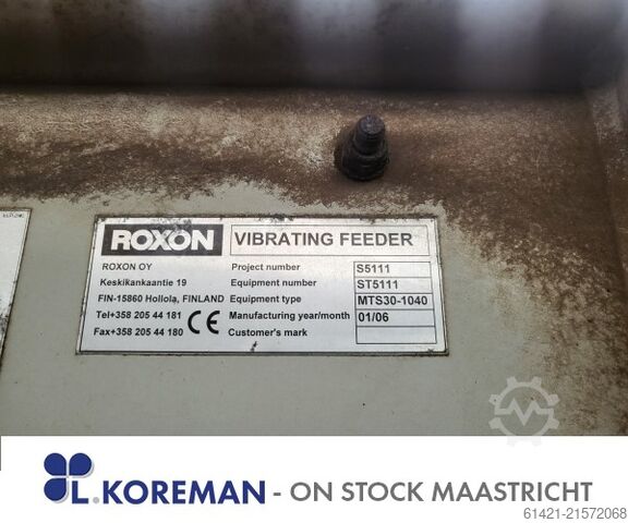 ROXON bunkerinis su vibruojančiu loviu  ROXON Hopper with Vibrating Chute