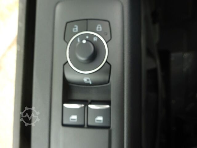 Furgon blaszak FORD Transit Custom 320L2 Sport 4x4 AHK Stndhz 360Kam