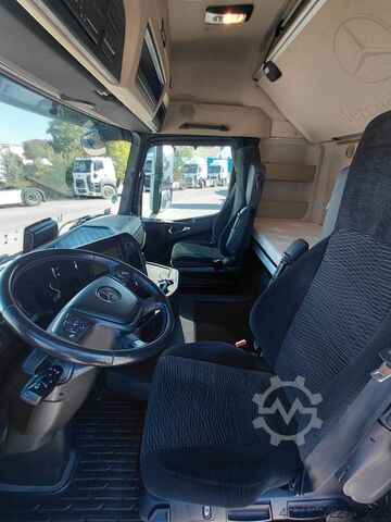 หัวลากมาตรฐาน MERCEDES-BENZ MERCEDES ACTROS F 1851