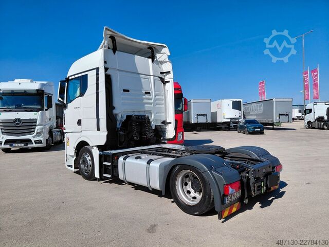 大容积牵引车头 MAN TGX 440 Mega