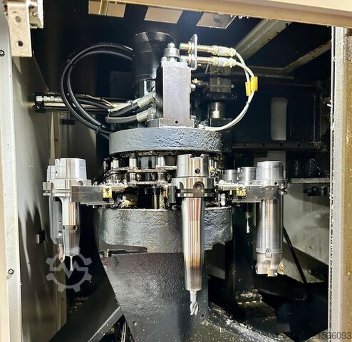 ভার্টিক্যাল মেশিনিং সেন্টার DOOSAN VC 630 5AX