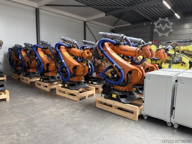 Robô industrial KUKA KRC4 KUKA KR210R2700 Extra