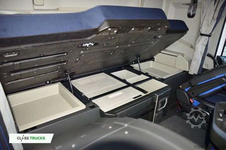 Standardna traktorska enota VOLVO FH 460 Globetrotter XL Varios i-Save