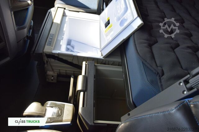 標準トラクターユニット VOLVO FH 460 Globetrotter XL i-Save ACC