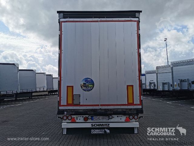 Brandalı açık yarı römork Schmitz Cargobull Curtainsider Mega Getränke
