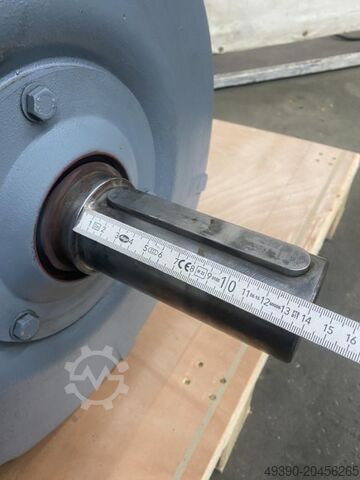 Three-phase electric motor 55 kW, three-phase motor; heavy current motor, electric motor, squirrel c VEM IE3-W41R 250M 2 LL TPM HW