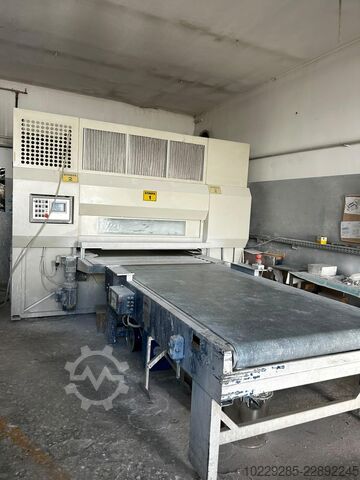 Lakirna linija Superfici/Cefla+GRACO Superfici Compact Spray 1300