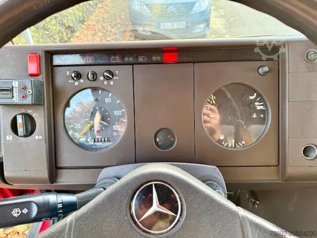 Refrigerated/frozen transport Daimler 609 D / Kühlkoffer Frigoblock / LBW