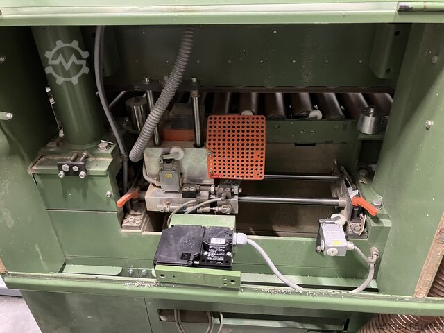 Malu lentēšanas mašīna Hebrock AKV 2000 DK