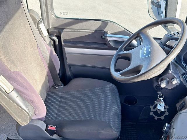 Truck mounted crane MAN TGS 35.440* HIAB 422 E-7 + JIB 75 X-4 + FUNK