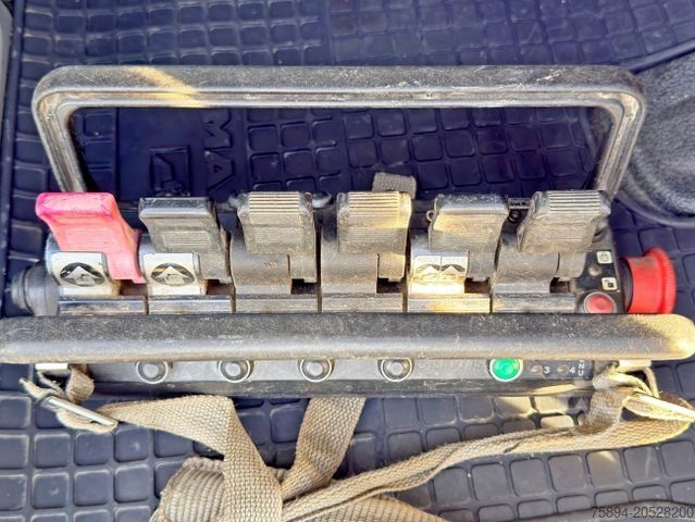 Truck mounted crane MAN TGS 35.440* HIAB 422 E-7 + JIB 75 X-4 + FUNK