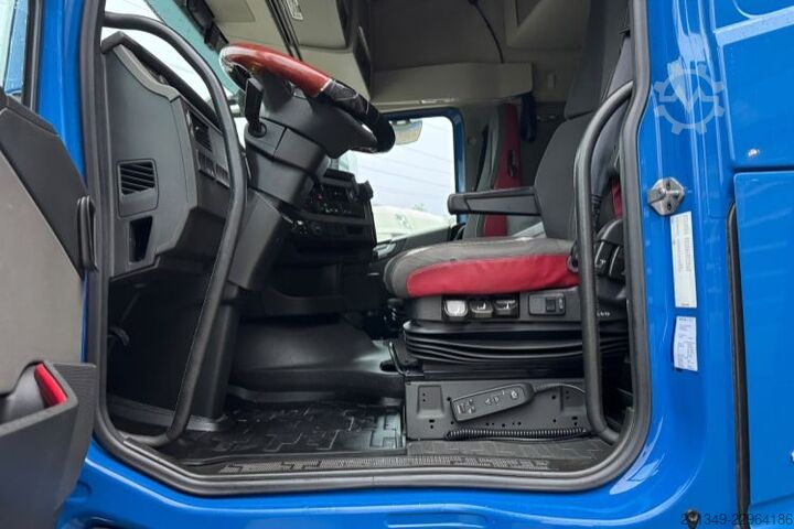 Standaard trekker VOLVO FH-460 4x2