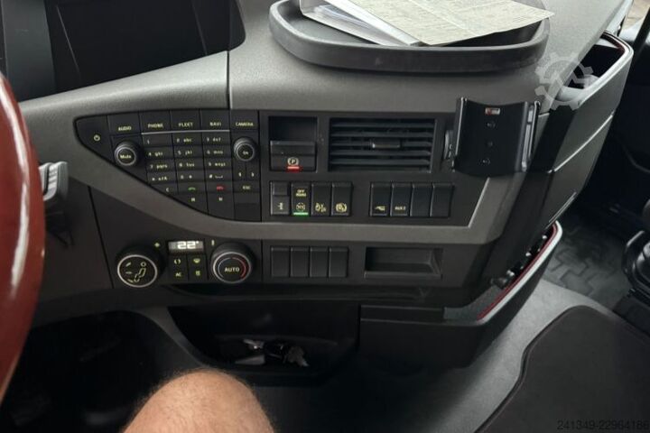 Standaard trekker VOLVO FH-460 4x2