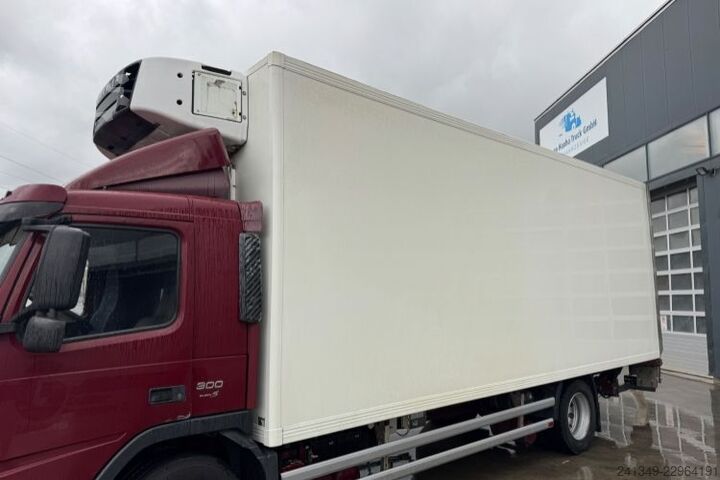 Koelwagen VOLVO FM-300 4x2 Carrier 850 Supra