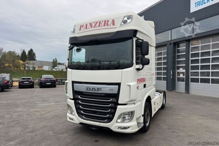 יחידת גרר סטנדרטית DAF XF460 4x2