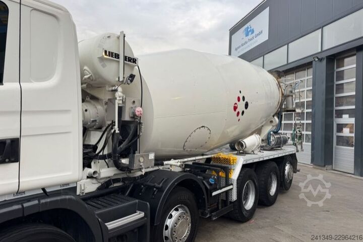 משאית מערבל בטון SCANIA G490 10x4 Liebherr 12m3