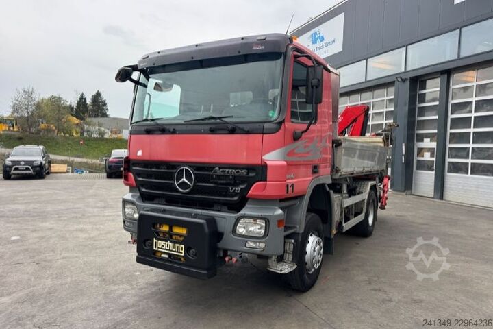 Tipper truck MERCEDES-BENZ Actros 2050 V8 4x4
