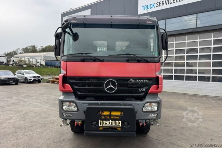 Tipper truck MERCEDES-BENZ Actros 2050 V8 4x4