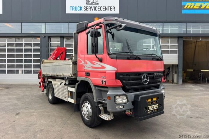 Tipper truck MERCEDES-BENZ Actros 2050 V8 4x4