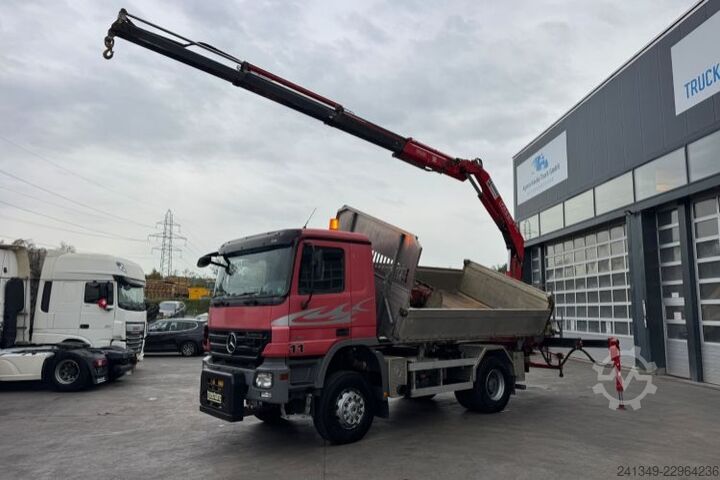 Tipper truck MERCEDES-BENZ Actros 2050 V8 4x4