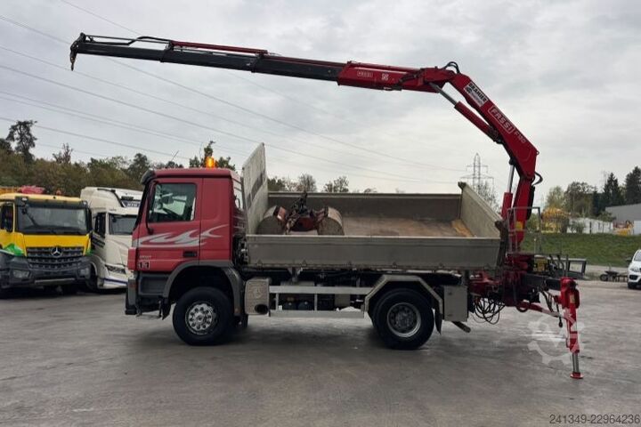 Tipper truck MERCEDES-BENZ Actros 2050 V8 4x4