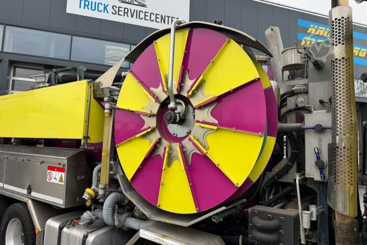 Vacuum tank truck SCANIA R480 8x4 Kaiser Aquastar 3 Recycler