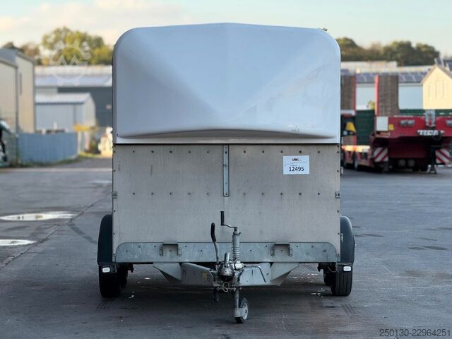 รถพ่วงขนส่งม้า IFOR WILLIAMS SB 2 TA35 PKW Tandem Viehanhänger