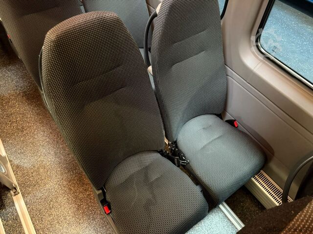 Minibus MERCEDES-BENZ Sprinter 316 Transfer 34 EvoBus 16+1 Klima STHZ