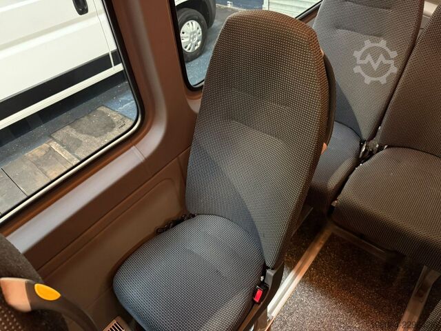 Minibus MERCEDES-BENZ Sprinter 316 Transfer 34 EvoBus 16+1 Klima STHZ