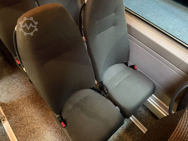 Minibus MERCEDES-BENZ Sprinter 316 Transfer 34 EvoBus 16+1 Klima STHZ