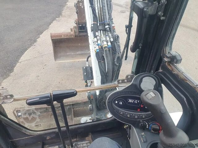 حفارة صغيرة Bobcat E35 - 3500 KG