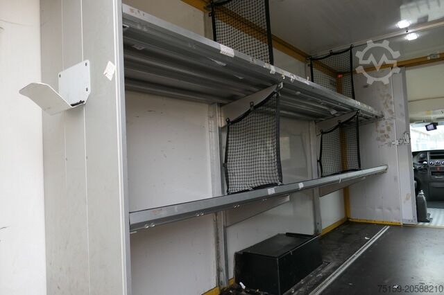 Furgão fechado iveco Daily 35 S11 C30C AUTOMATIK KAMERA Regale LUFT DURCHGANG EURO-5 CoC