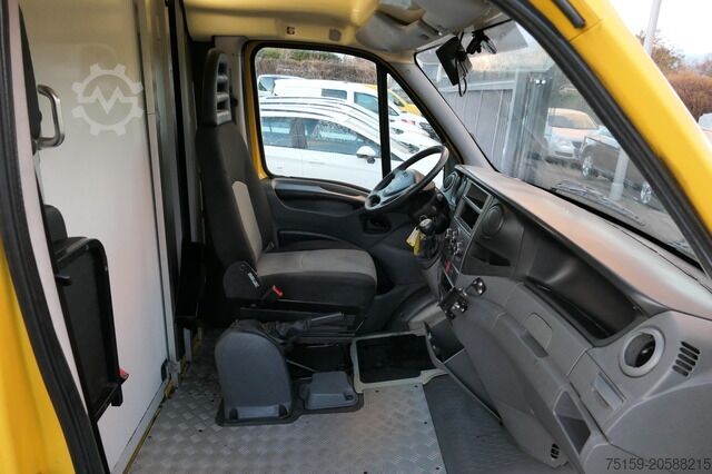 Furgão fechado iveco Daily 35 S11 C30C AUTOMATIK KAMERA Regale LUFT DURCHGANG EURO-5 CoC