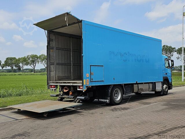Suitcase VOLVO FM 370 19.5T  DOORS LIFT AC