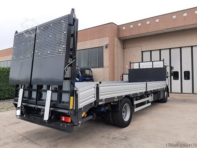 منصة مع منحدرات Renault D 180 Q.li - 280 Cv