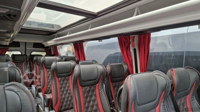 Miniautocarro MERCEDES-BENZ 519 und 517 Glasdach XXL  20 Sitze Lord Exclisiv