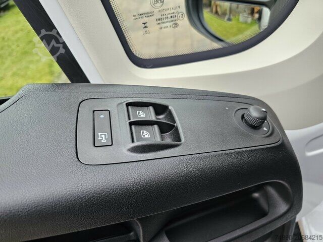 Hög tak skåpbil Fiat Ducato 35 140 L2H2 Klima Temp 260° Kamera PDC