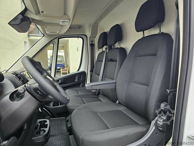 Hög tak skåpbil Fiat Ducato 35 140 L2H2 Klima Temp 260° Kamera PDC