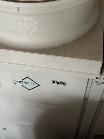 Mașină frigorifică industrială / Răcitor de lichide Daikin Europe NV EUWAB24KAZW10-G