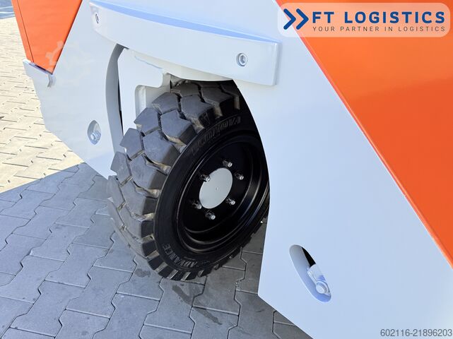 štvorcestný vysokozdvižný vozík Hubtex DQ45G DUPLEX 5000 FORK-POSITIONER CABIN
