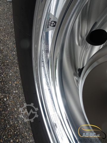 観光バス SCANIA Higer Touring HD 51 Sitze, Euro 6