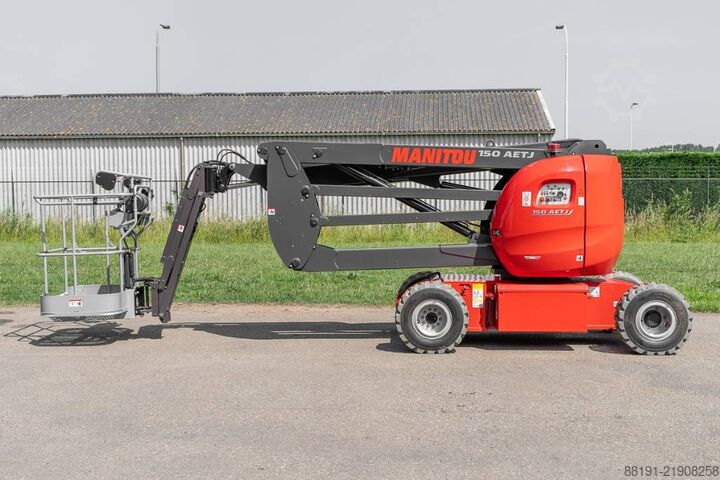 Kĺbová teleskopická pracovná plošina Manitou 150 AET JC 3D