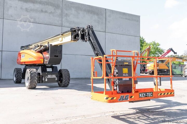 Teleskopická plošina JLG 1250 AJP