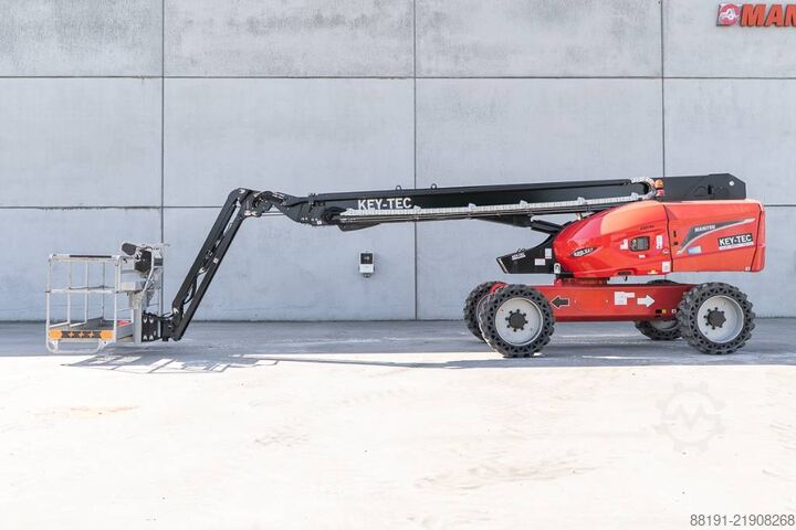 Teleskopická plošina Manitou 220 TJP