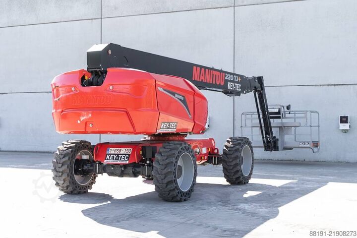 Teleskopická plošina Manitou 220 TJP